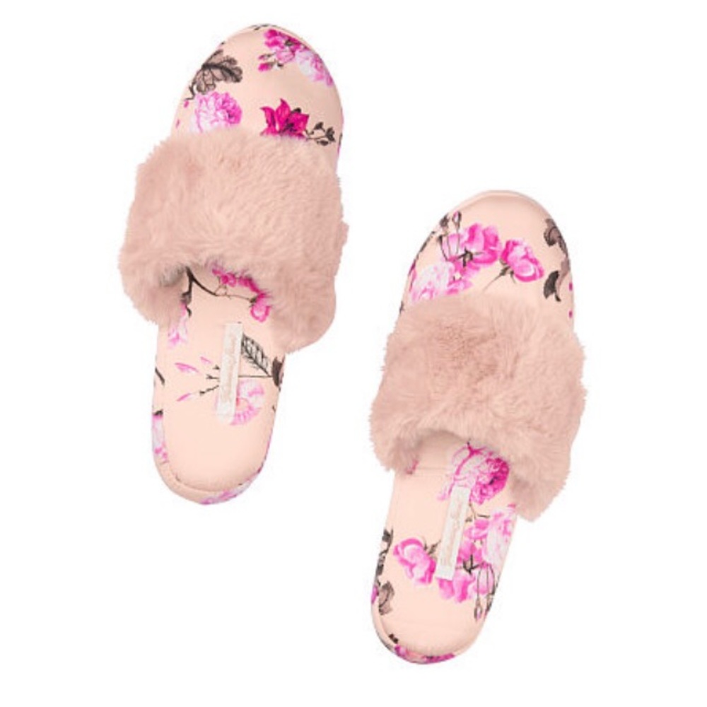 🆕 Victoria’s Secret Satin Slipper Size L